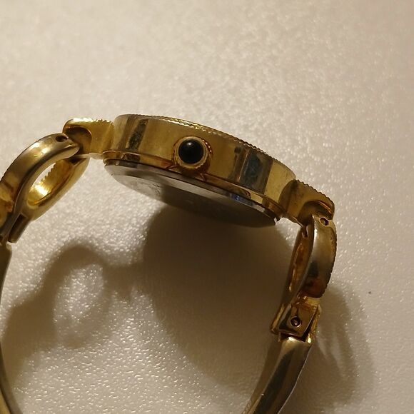 Vintage Prestige By Waltham Women’s Gold Tone Rhinestone Accent Watch W1456 main image 6
